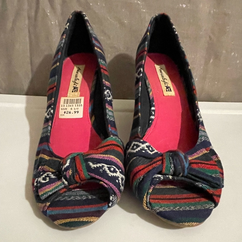 American Eagle multicolor wedge heels